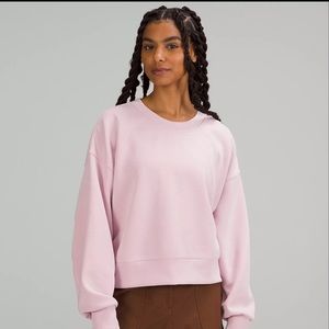Lululemon Cropped Crew